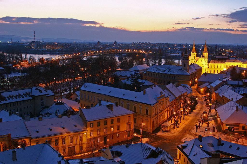 Готель Amadeus Vendeghaz Естерґом Екстер'єр фото